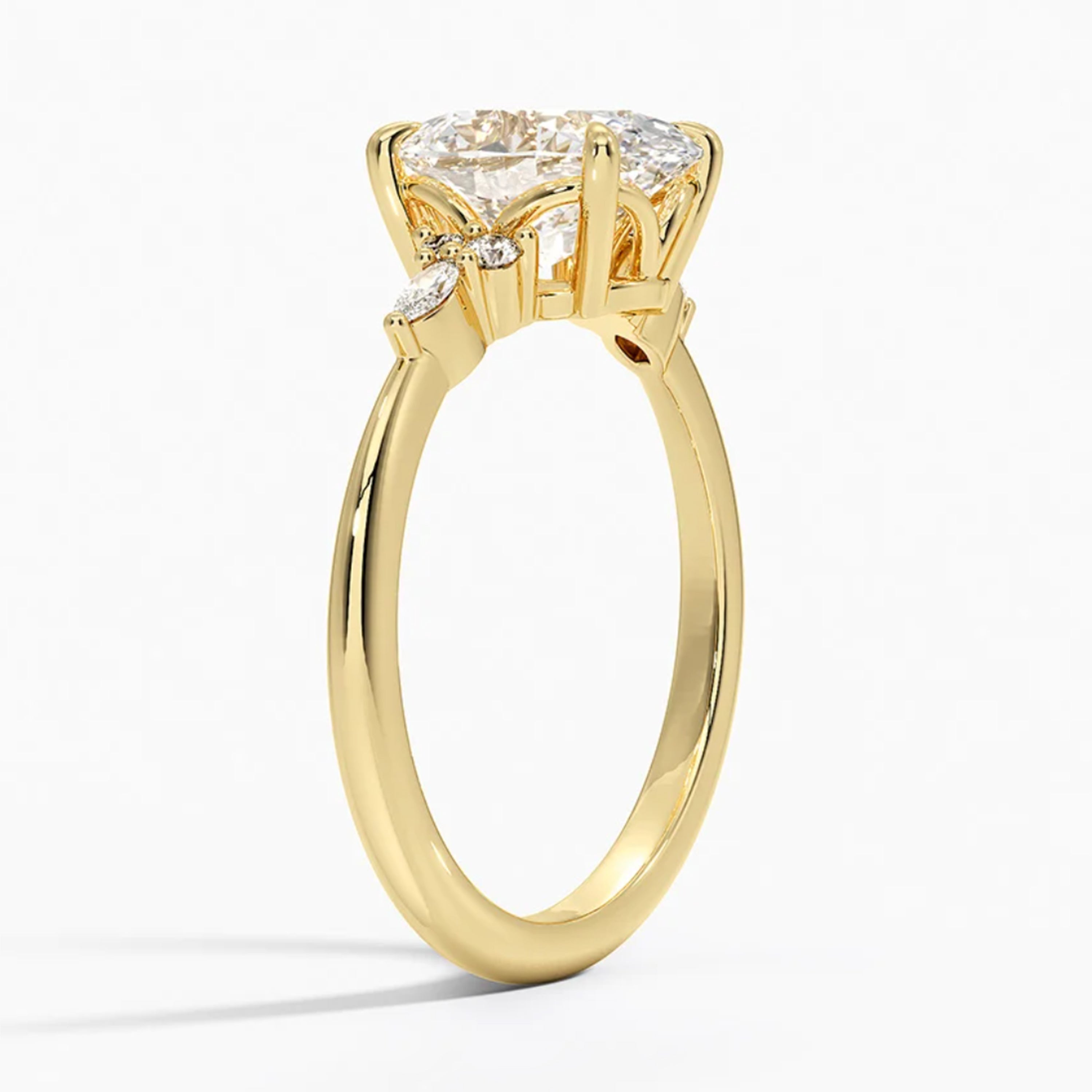 Laurel Oval Ring