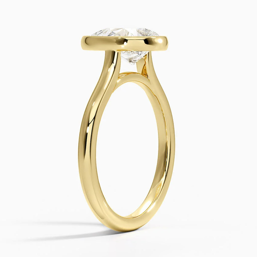 Luna Pear Solitaire Ring