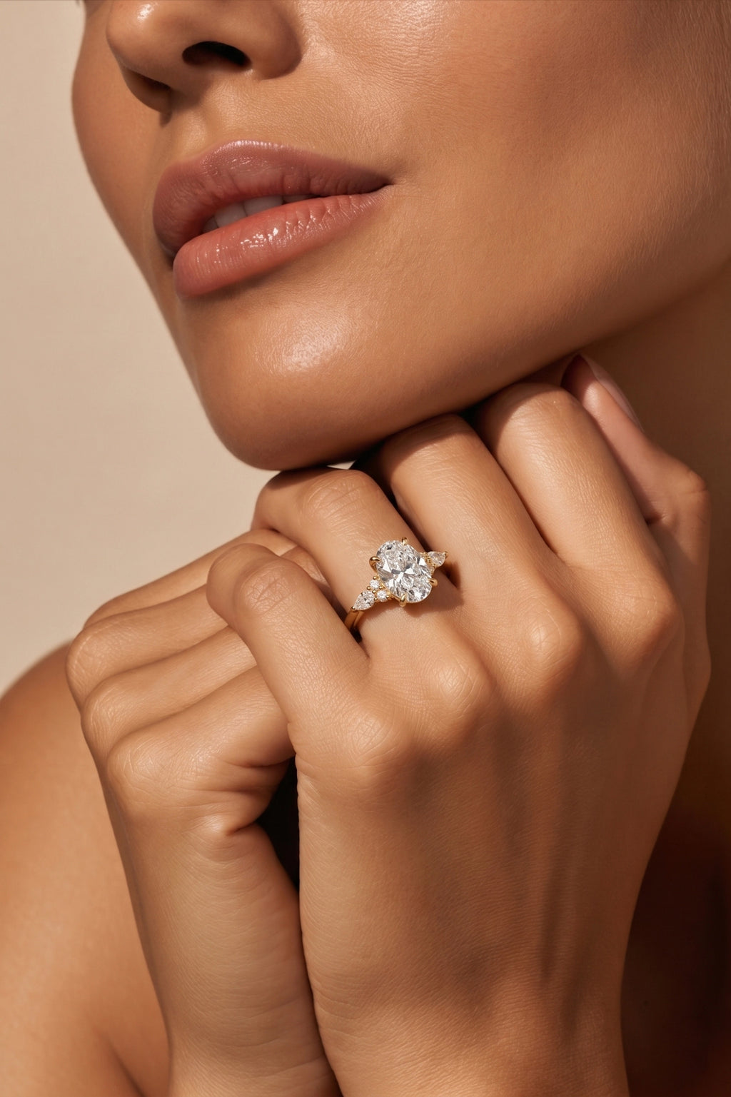 Laurel Oval Ring