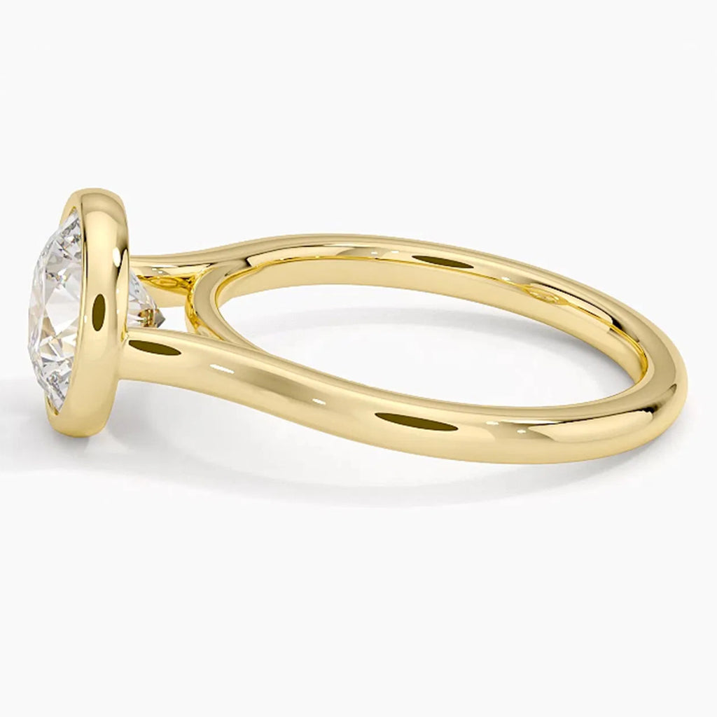 Luna Round Solitaire Ring