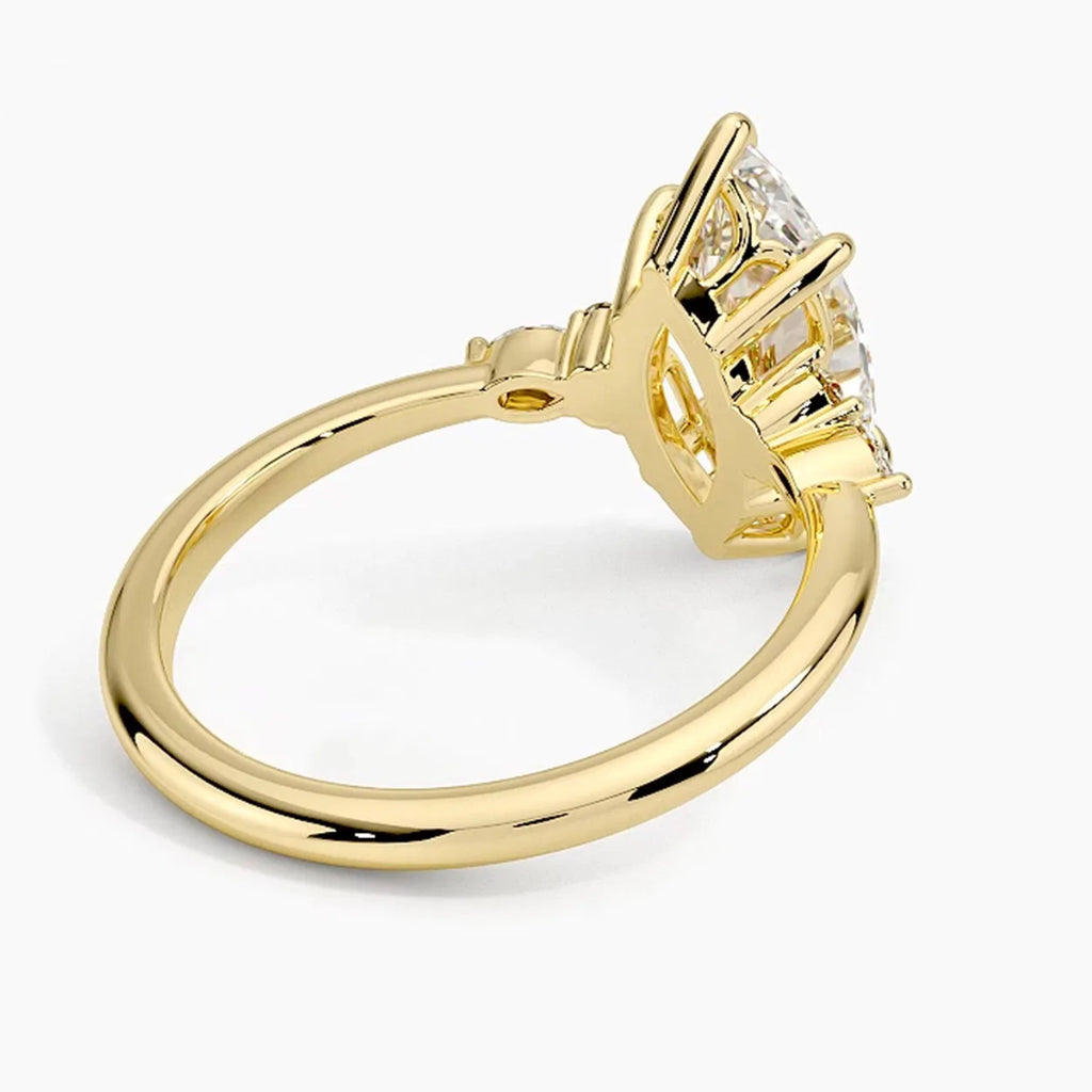 Laurel Marquise Ring