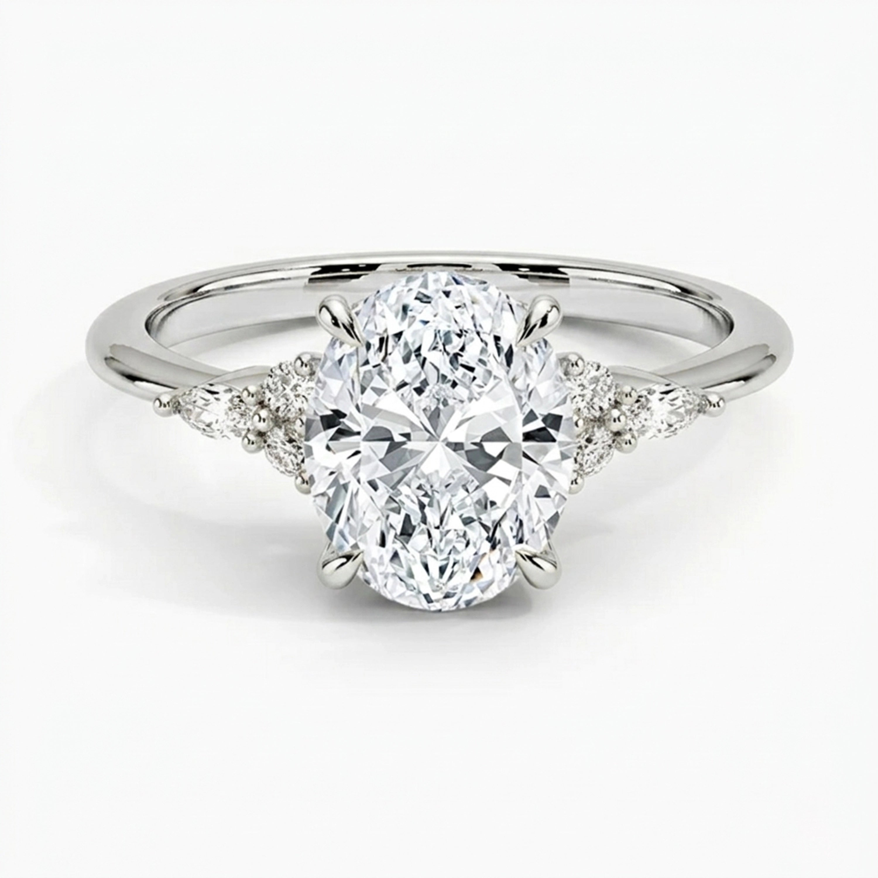 Laurel Oval Ring