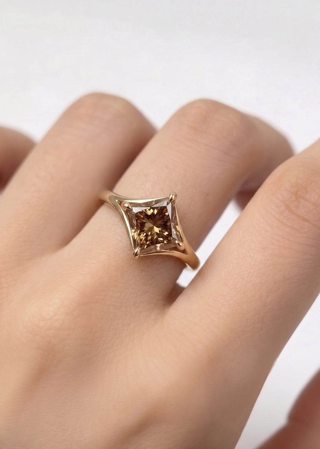 Sienna Kite Solitaire Ring