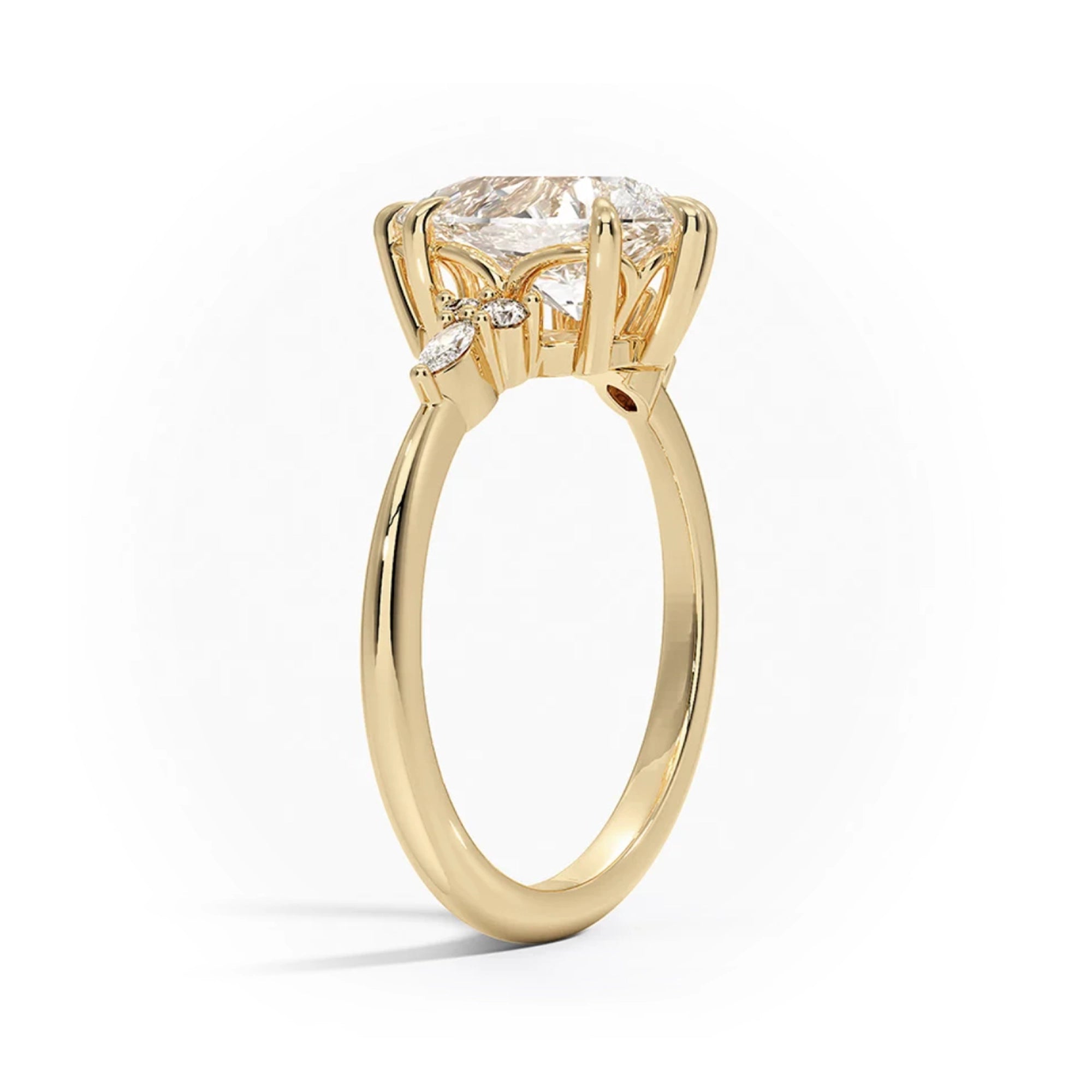 Laurel Round Ring