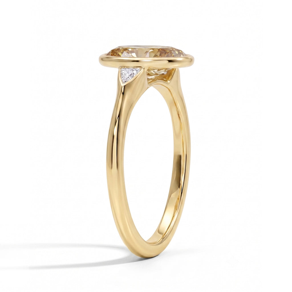 Aura Bezel Champagne Ring