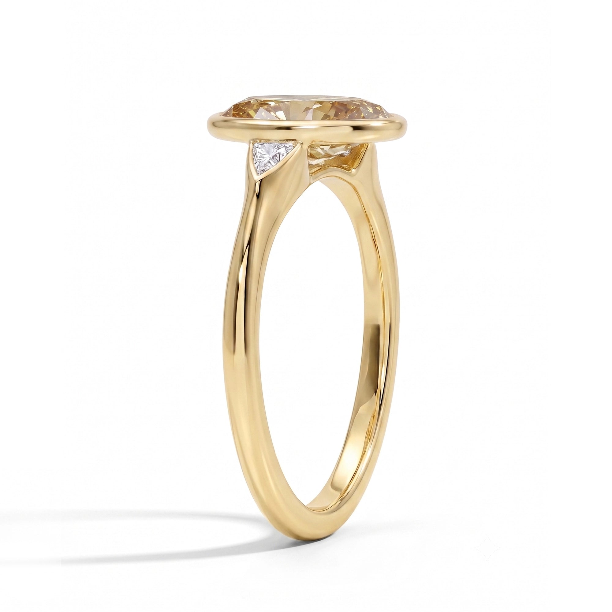 Aura Bezel Champagne Ring